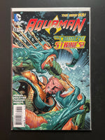 Aquaman 33 (2014) DC Comics The New 52 - The Chimera Strikes