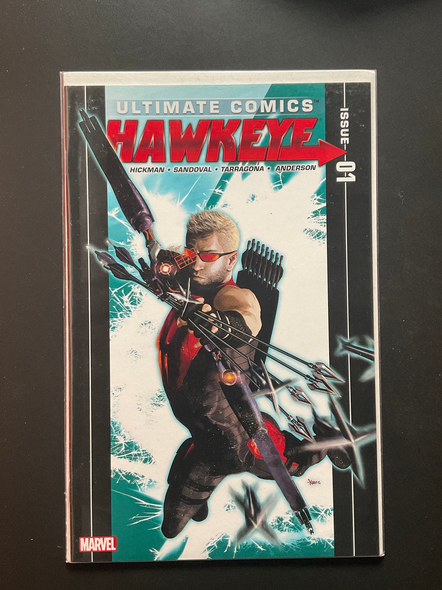 Ultimate Comics Hawkeye 1 Marvel 2011 Hickman Sandoval