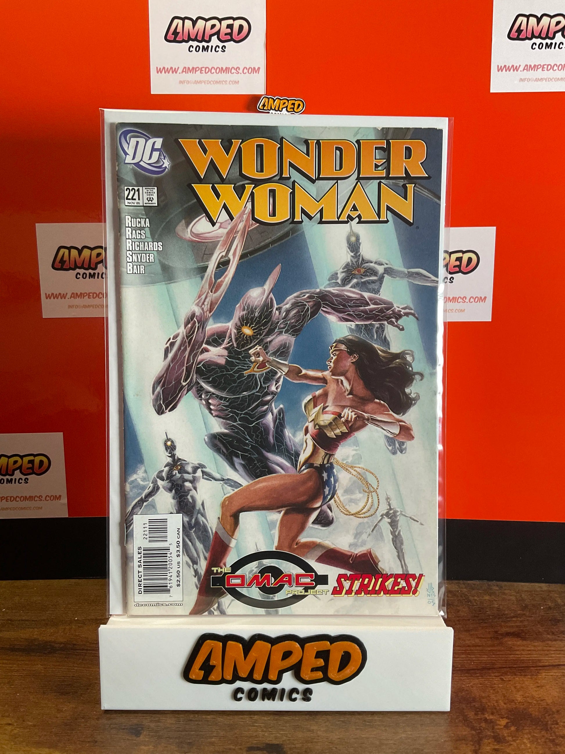 Wonder Woman 221 (2005) DC Comics - The OMAC Project Strikes