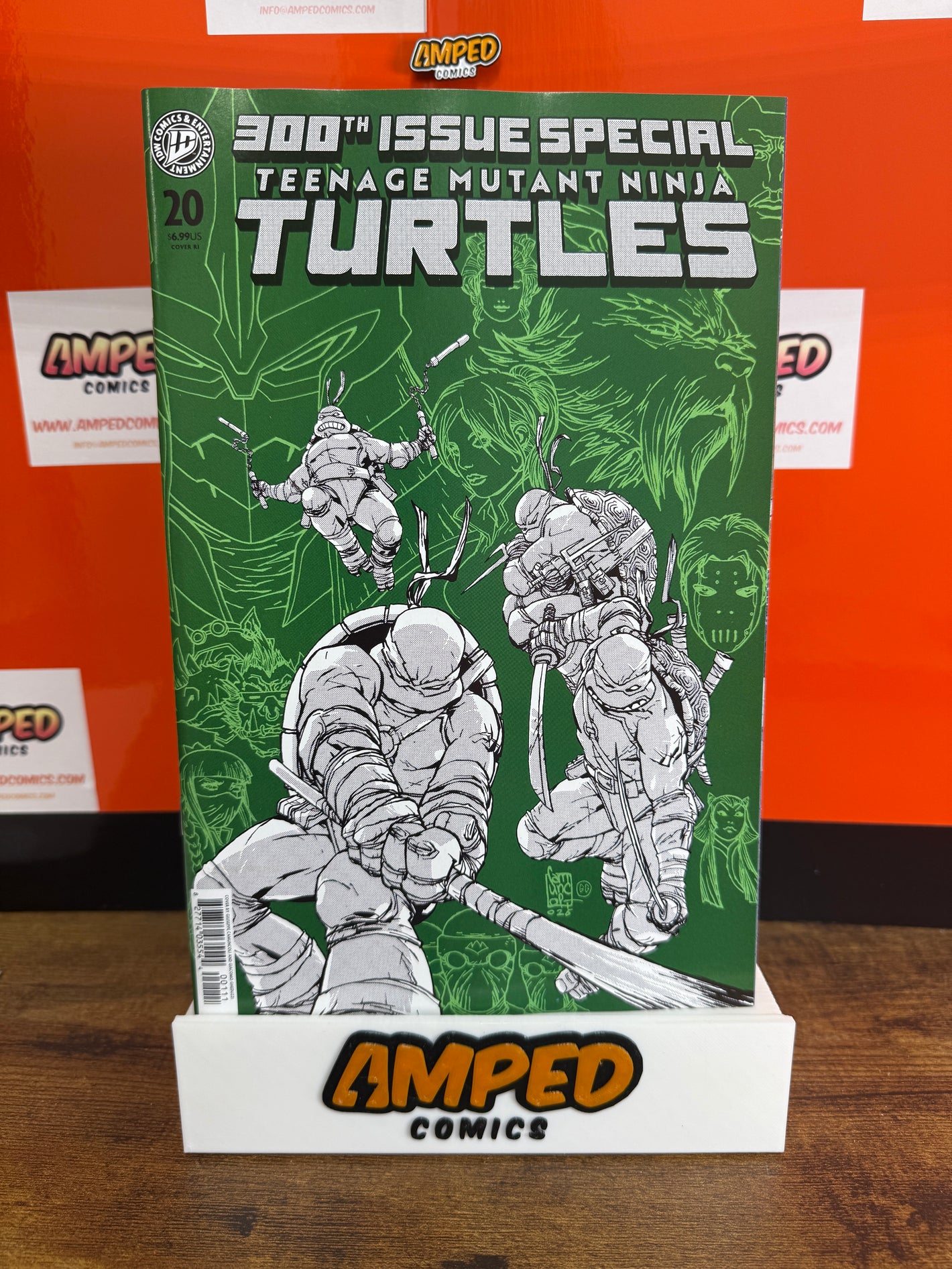Teenage Mutant Ninja Turtles #20: 300th Issue Special 1:100 Variant Camuncoli