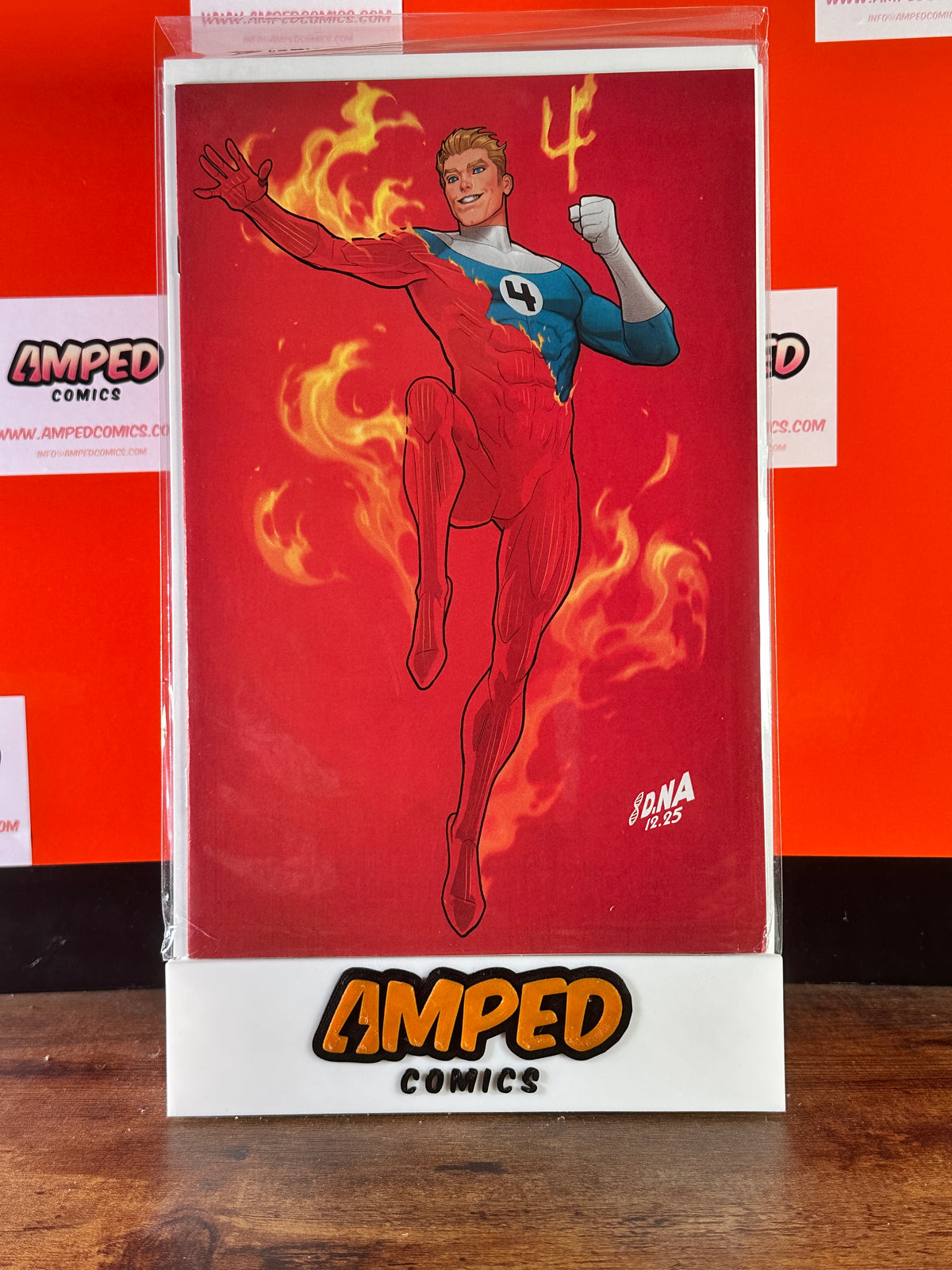 Fantastic Four #8 1:50 David Nakayama Color Block Red Virgin Variant