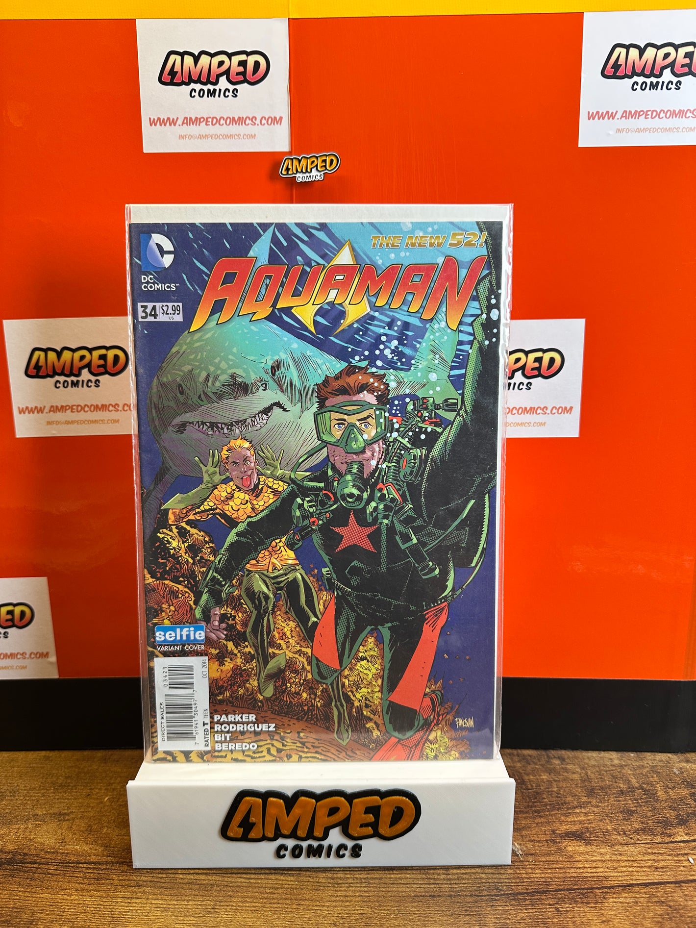 Aquaman 34 DC Comics The New 52 Selfie Variant Cover