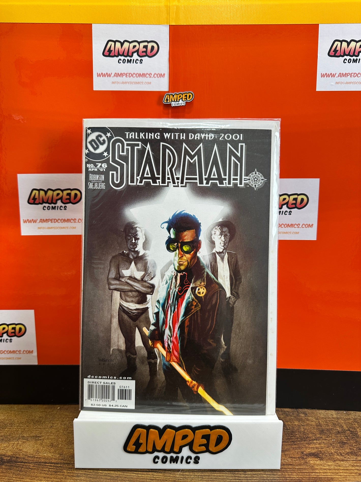 Starman 76 (Apr 2001) DC Comics - Talking with David 2001