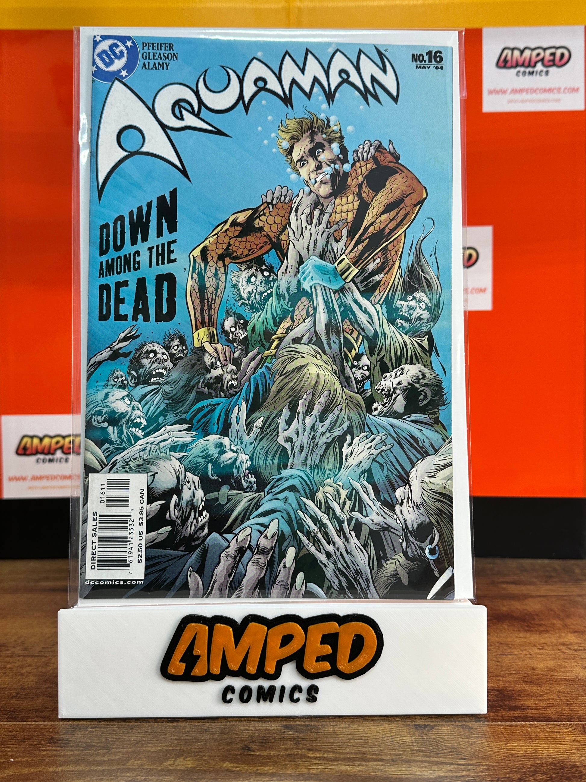 Aquaman 16 (May 2004) DC Comics - Down Among the Dead