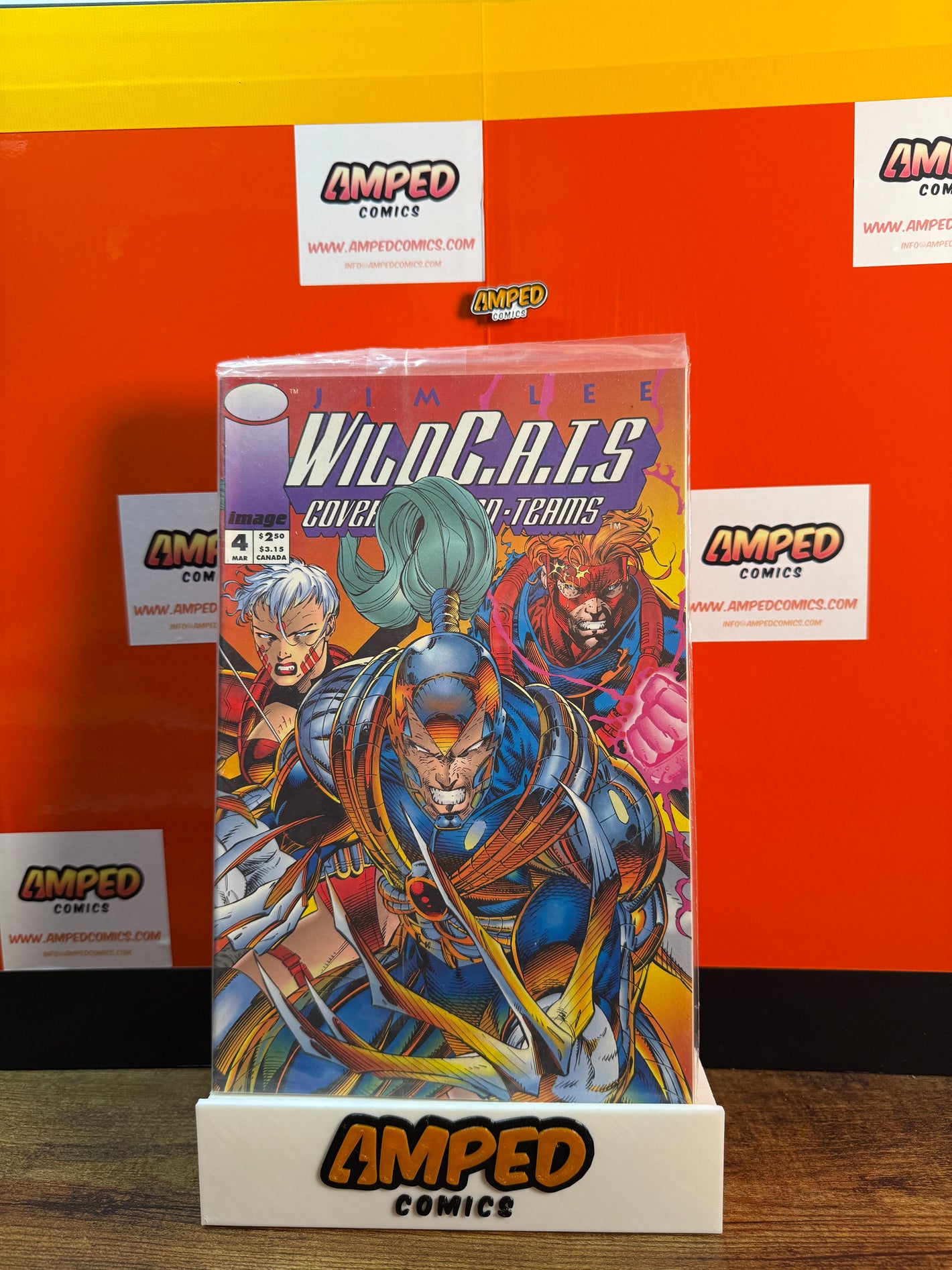 WildC.A.T.s 4 (March 1993) by Jim Lee - Image Comics POLYBAGGED WITH CARD!