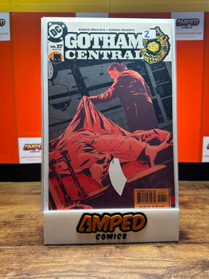 Gotham Central 17 (May 2004, DC Comics)