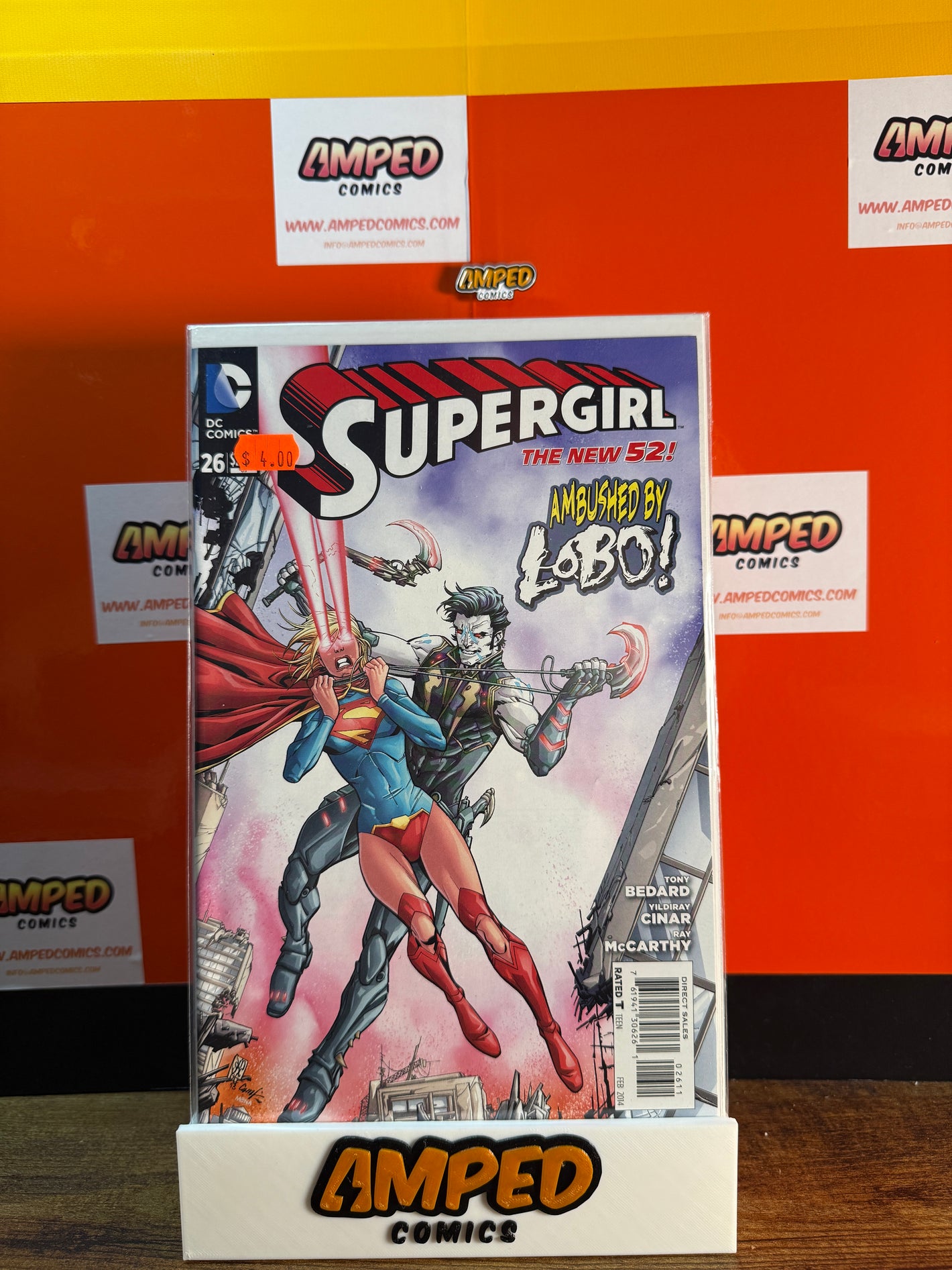 Supergirl 26 (2014) DC Comics - The New 52 Ambushed by Lobo