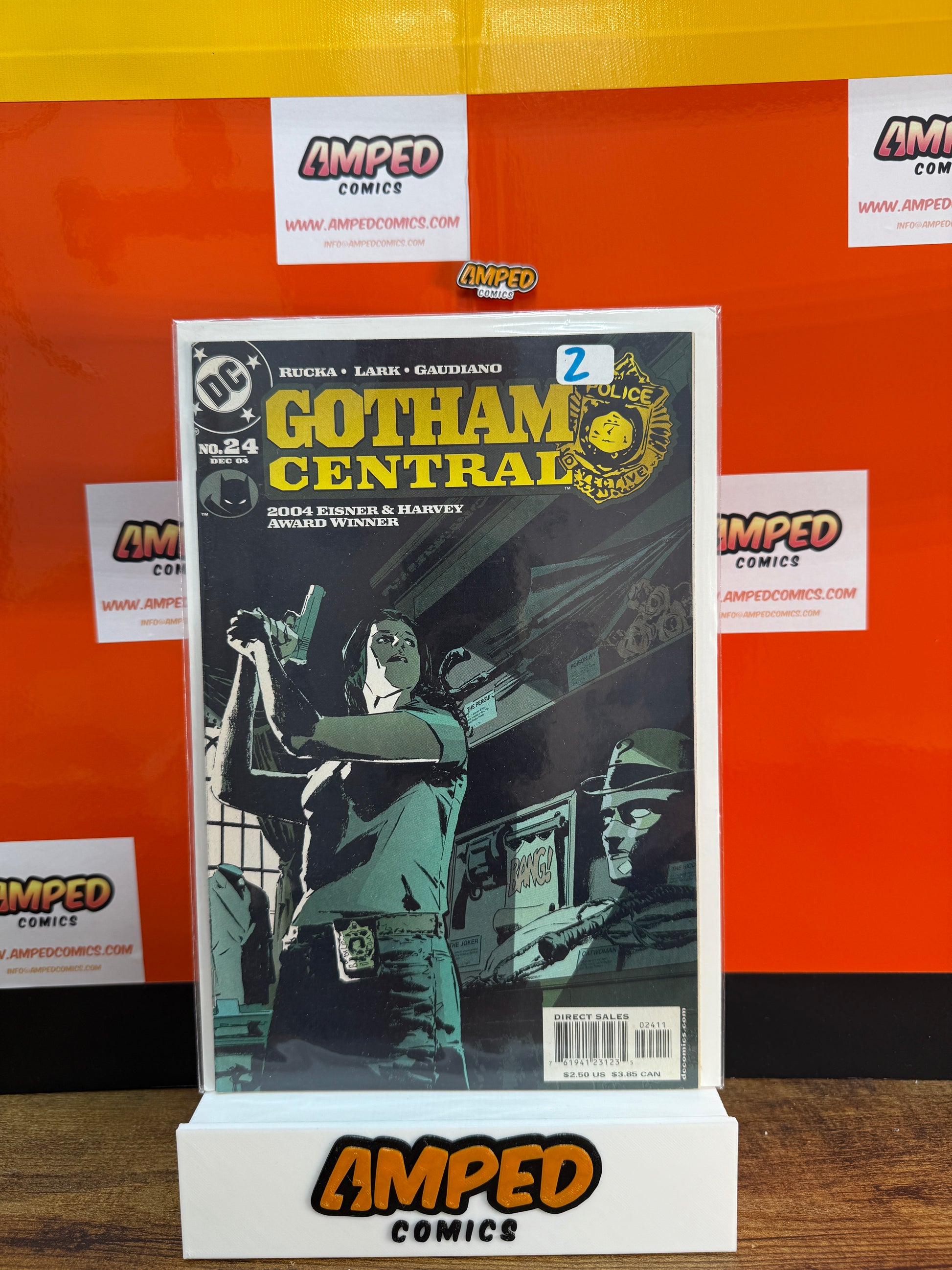 Gotham Central 24 DC Comics Dec 2004 Rucka Lark Gaudiano