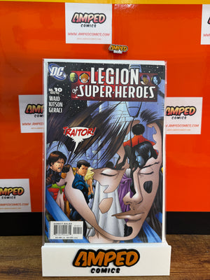 Legion of Super-Heroes 10 (Nov 2005, DC Comics)