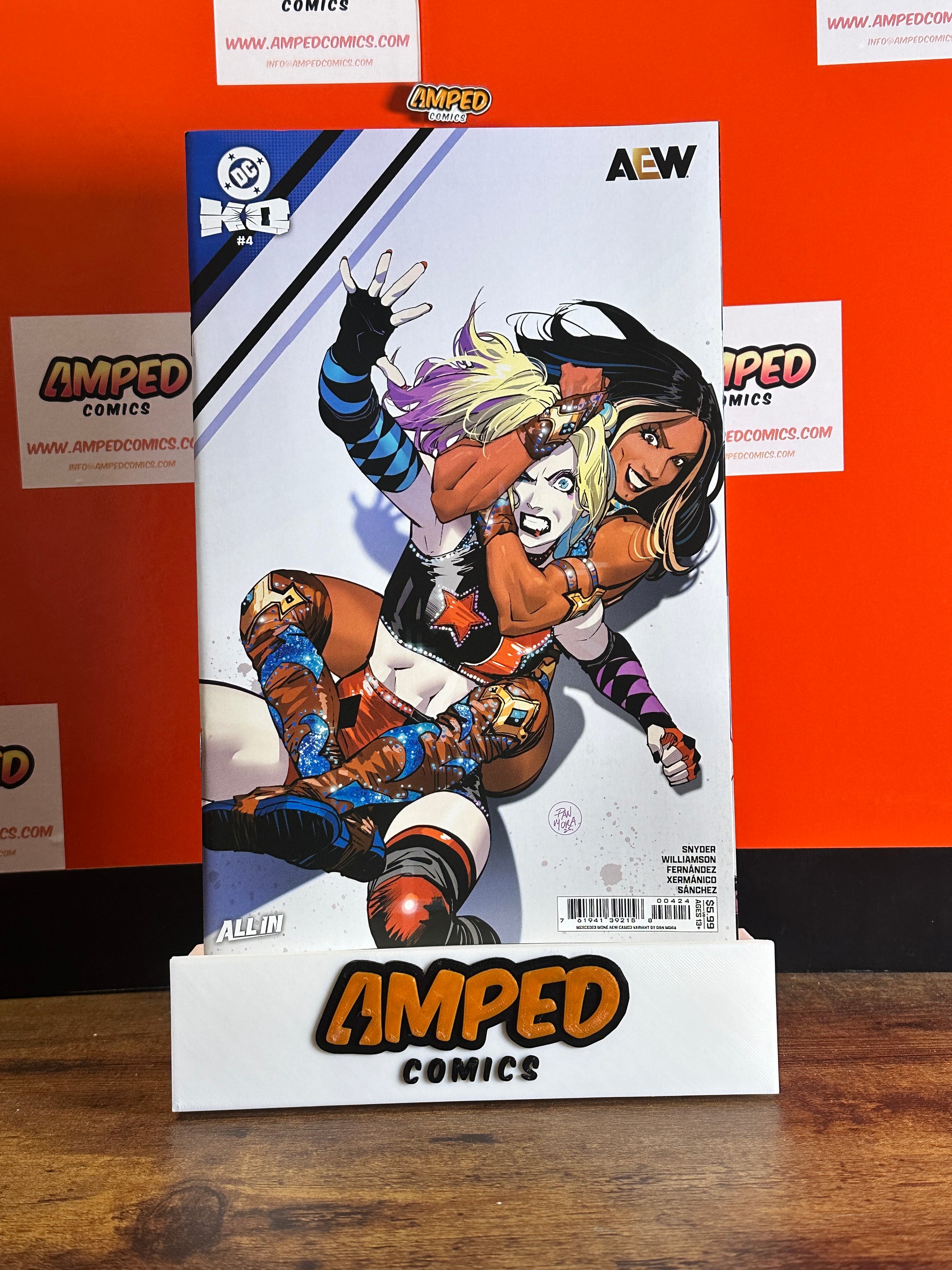 DC KO 4 - DC Comics - MORA VARIANT COVER I