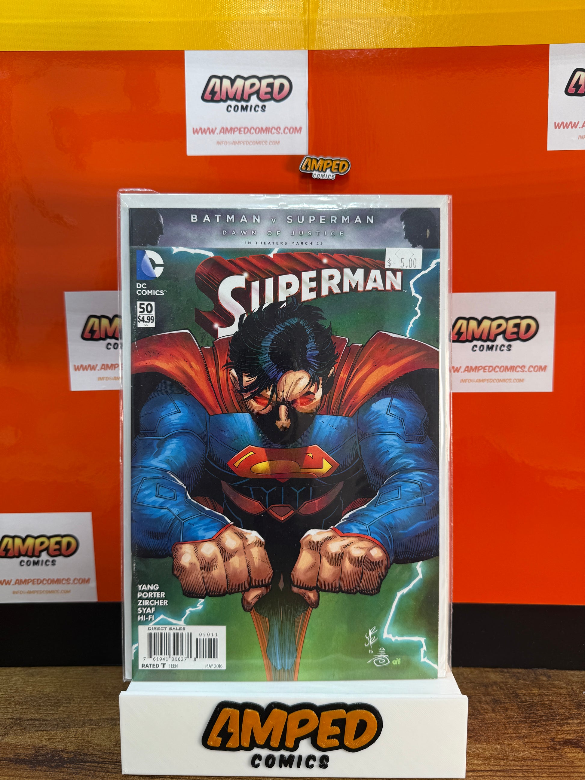 Superman 50 (May 2016) DC Comics - Batman v Superman Tie-In