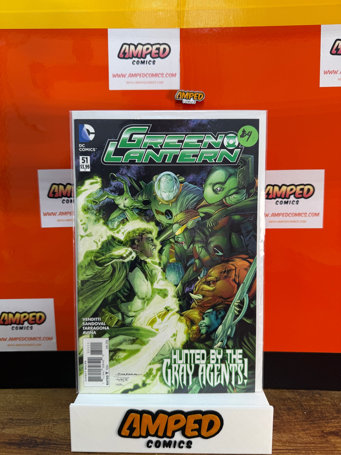 Green Lantern 51 DC Comics 2016 Hunted by the Gray Agents