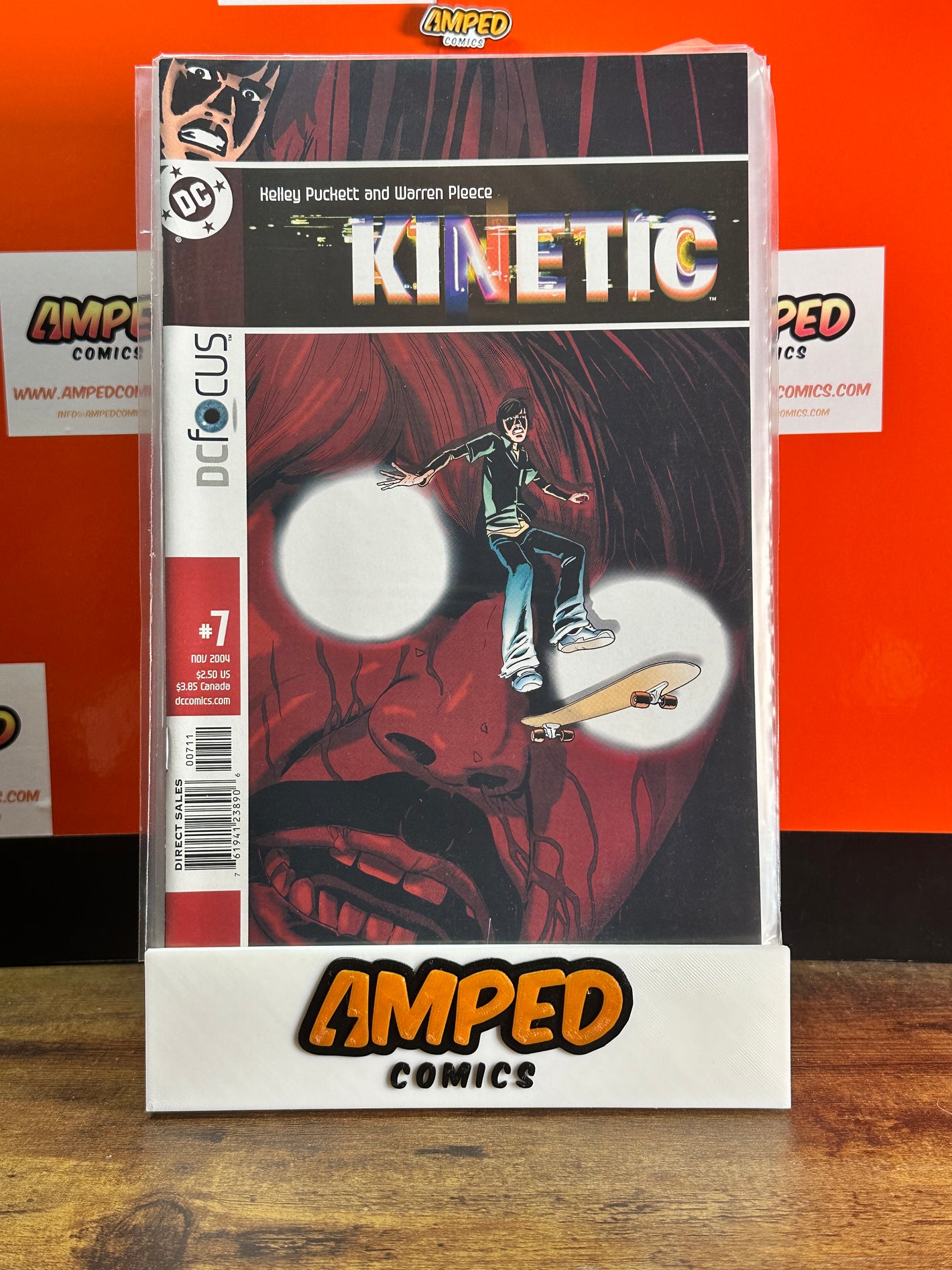 Kinetic 7 DC Comics Nov 2004 Kelley Puckett Warren Pleece