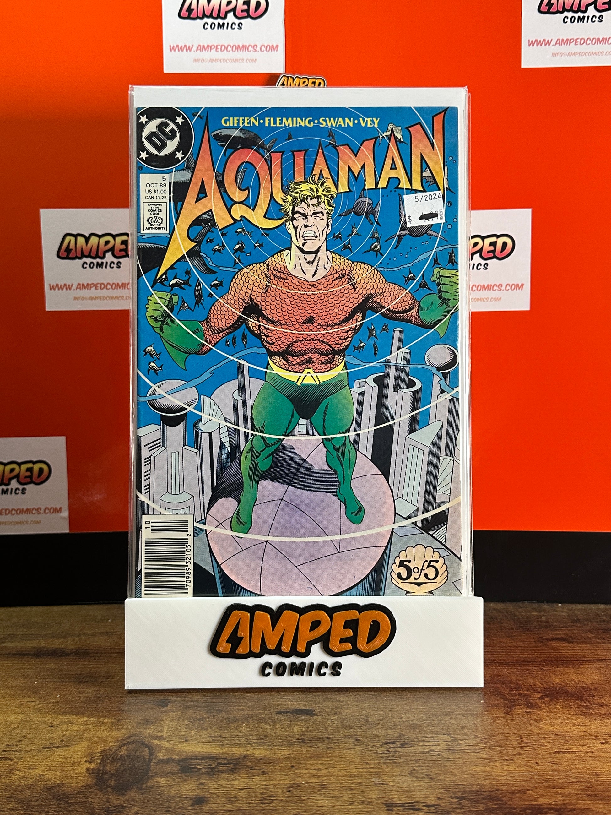 Aquaman 5 (1989) DC Comics - Giffen, Fleming, Swan, Vey