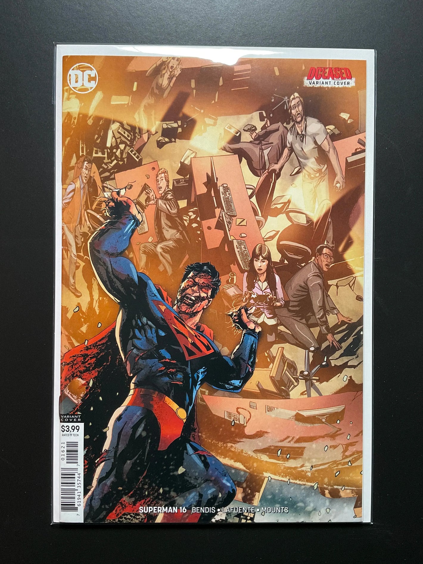 Superman 16 DC Comics Variant Cover