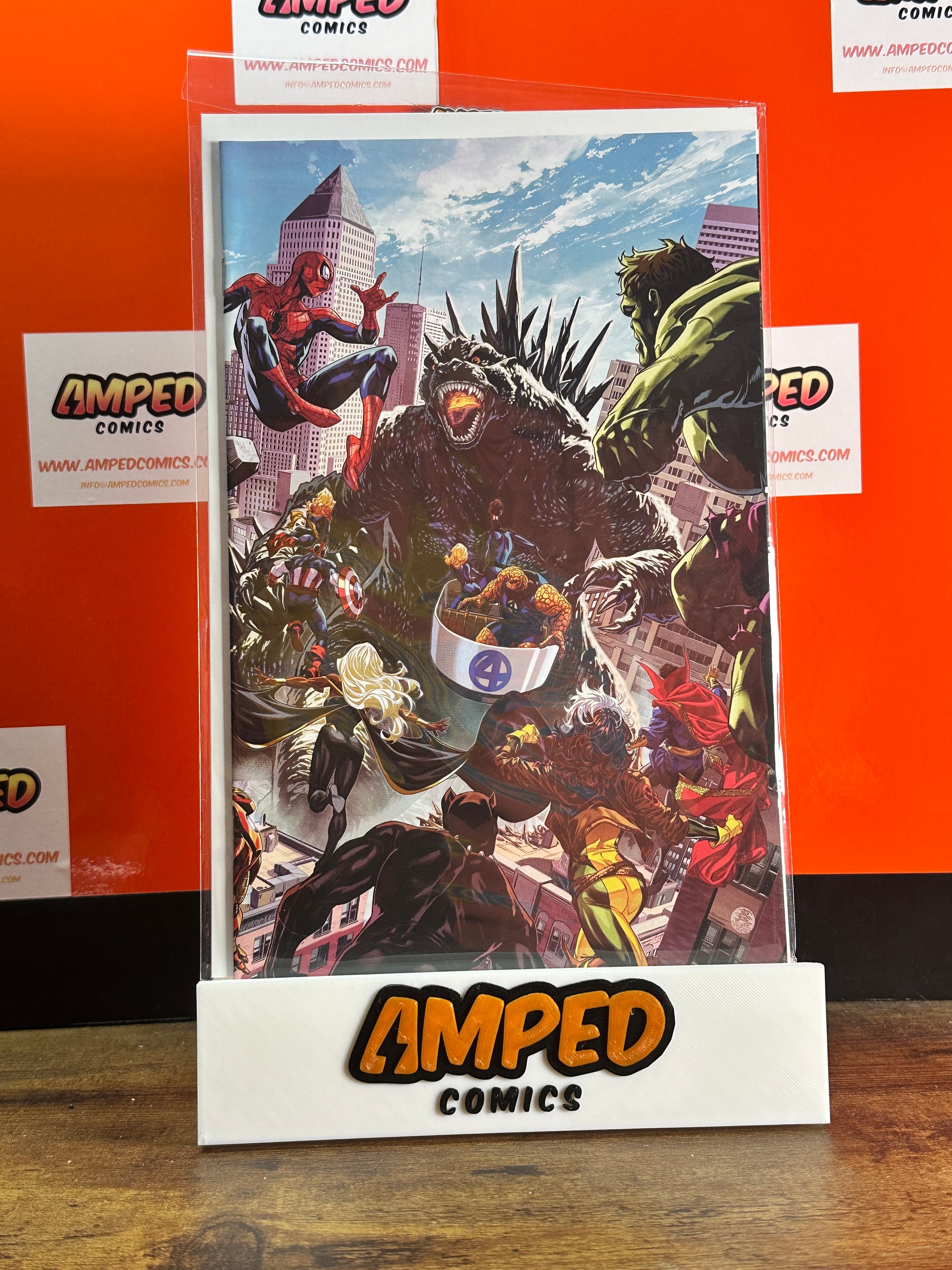 Godzilla Destroys the Marvel Universe #1 - Mark Brooks - 1:100 Virgin Variant