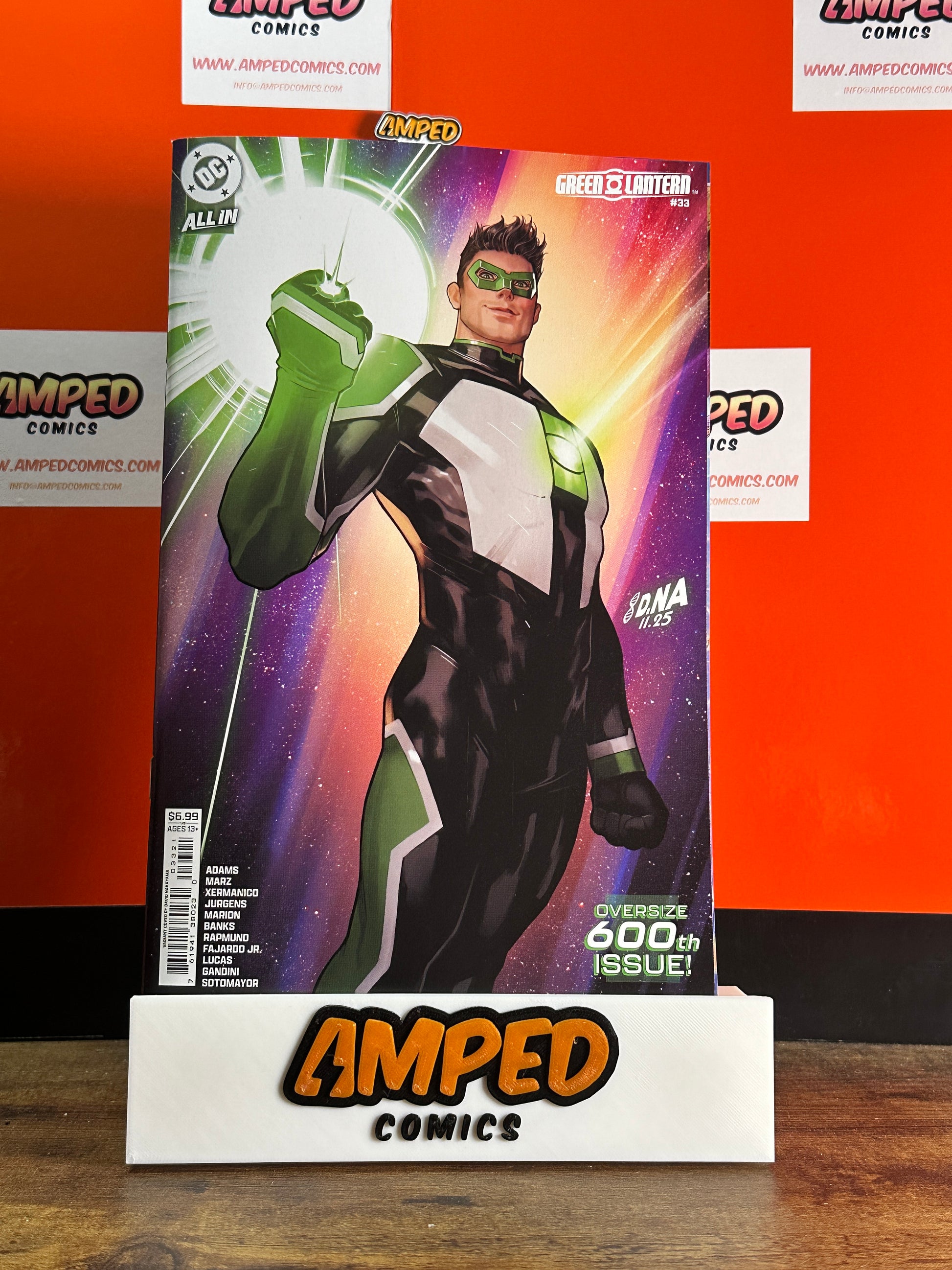 GREEN LANTERN #33 CVR B DAVID NAKAYAMA CARD STOCK VAR (#600)