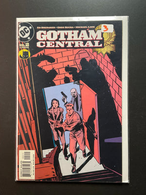 Gotham Central 2 DC Comics 2003 Ed Brubaker Greg Rucka Michael Lark