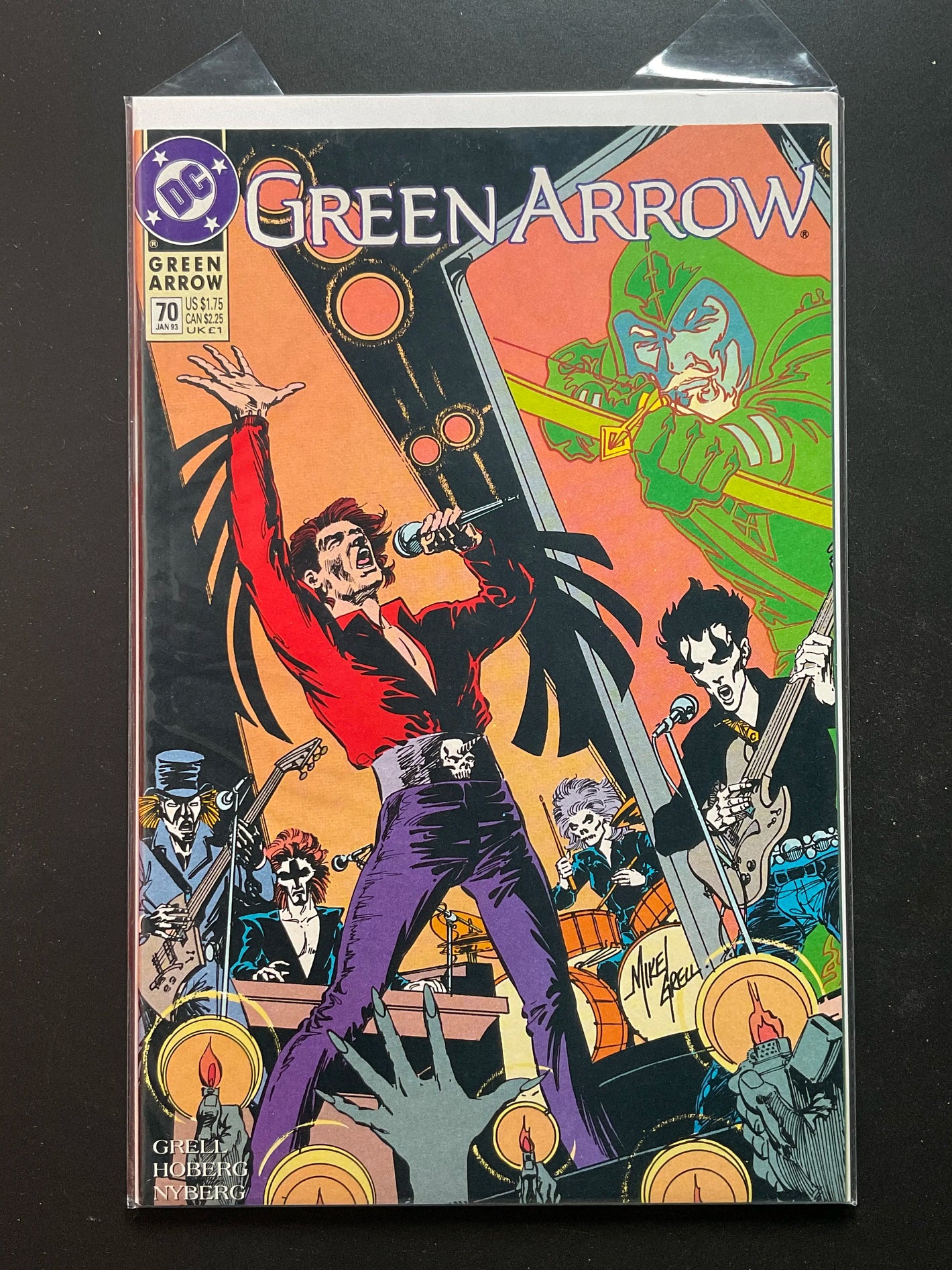 Green Arrow 70 DC Comics Jan 1993 Mike Grell Cover Art