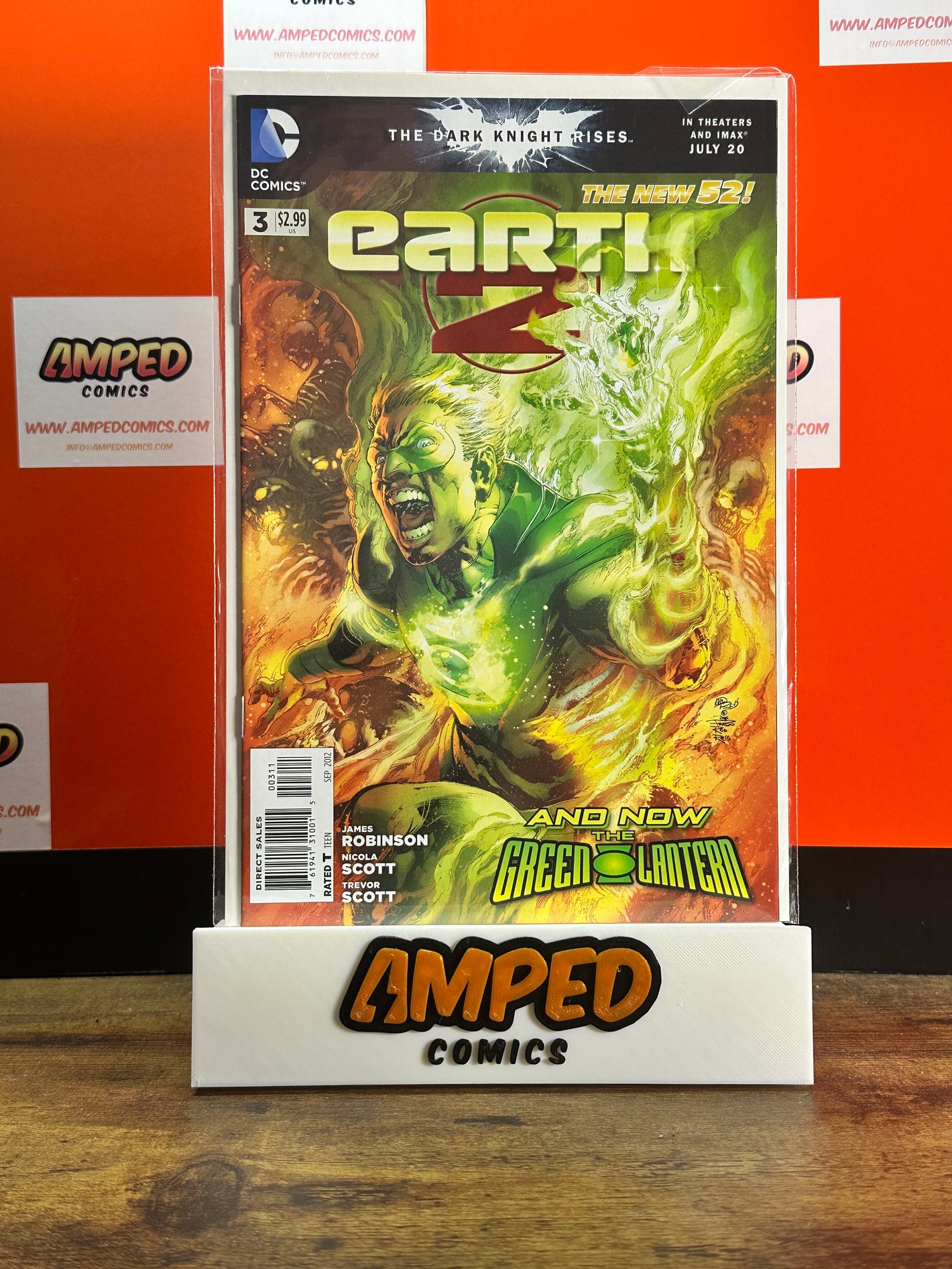 Earth 2 3 (2012) DC Comics - Green Lantern Appearance