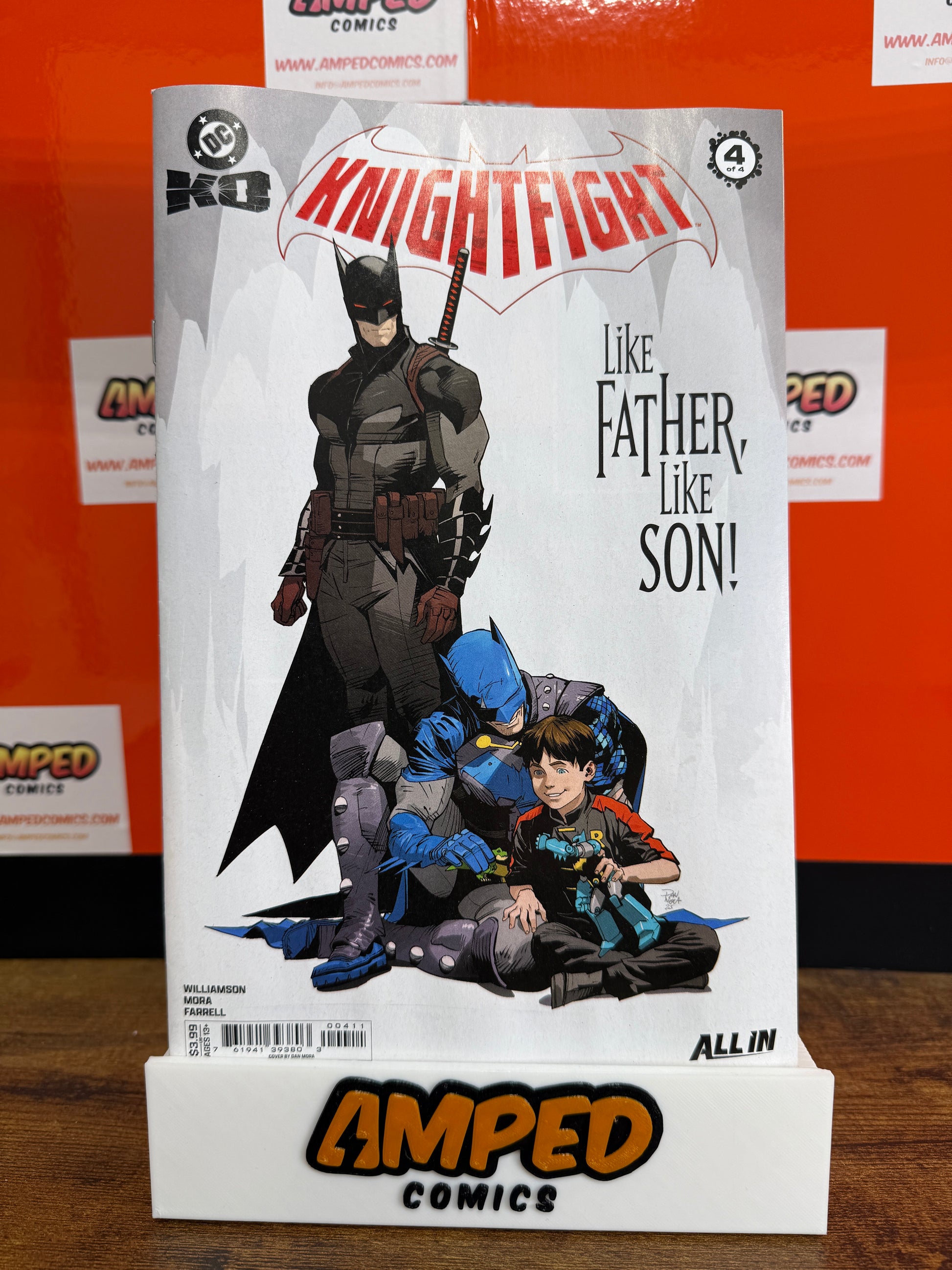 KnightFight 4 (of 6) DC Comics 2025 - Like Father, Like Son CVR A MORA