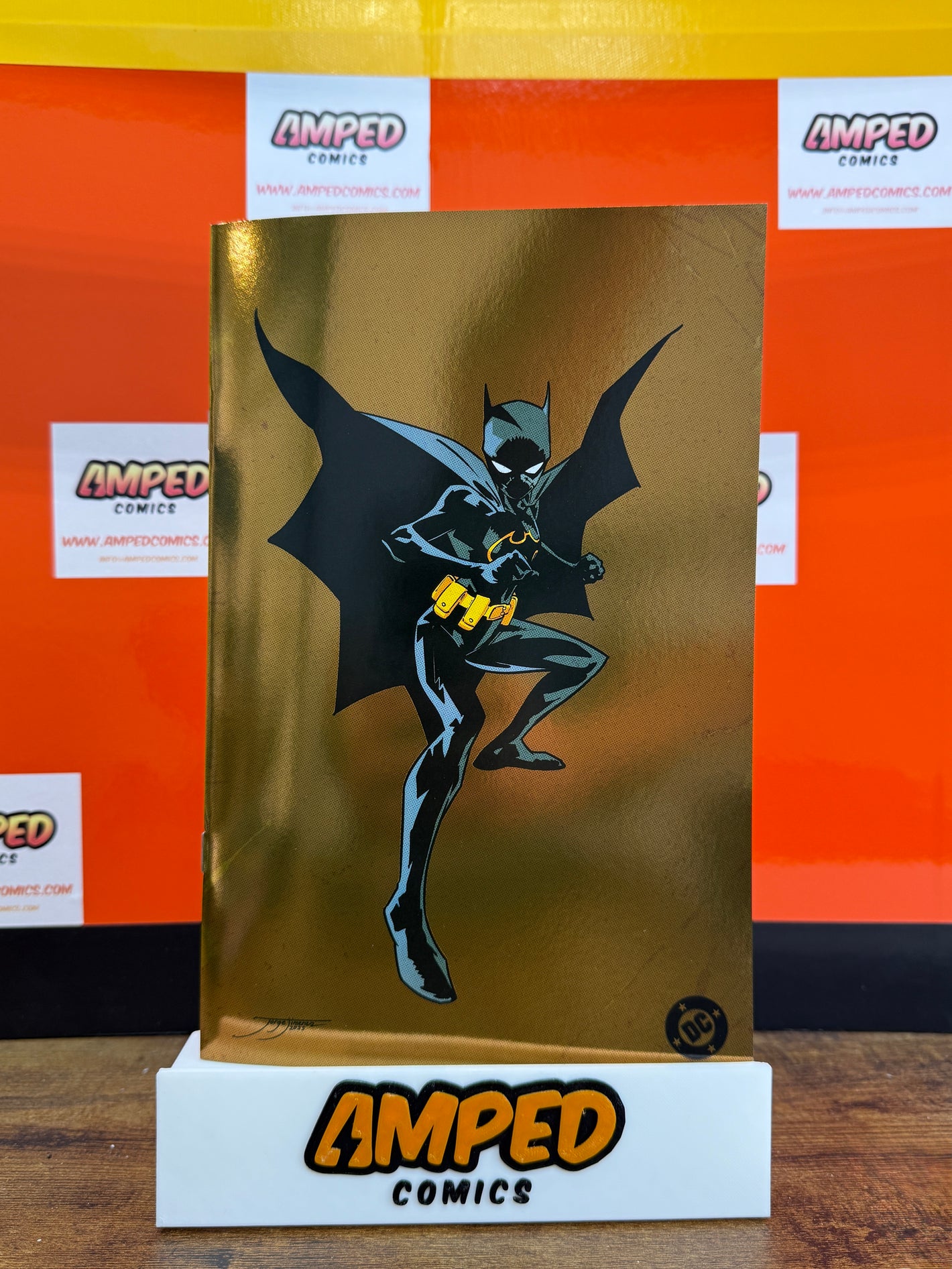 BATGIRL #17 CVR D JORGE JIMENEZ CORNER BOX SPOT FOIL VAR