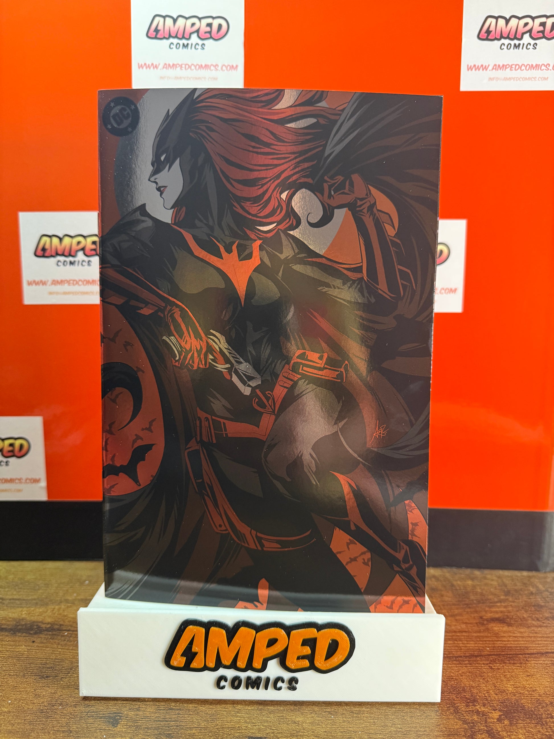 BATWOMAN #1 CVR E STANLEY ARTGERM LAU FOIL VAR