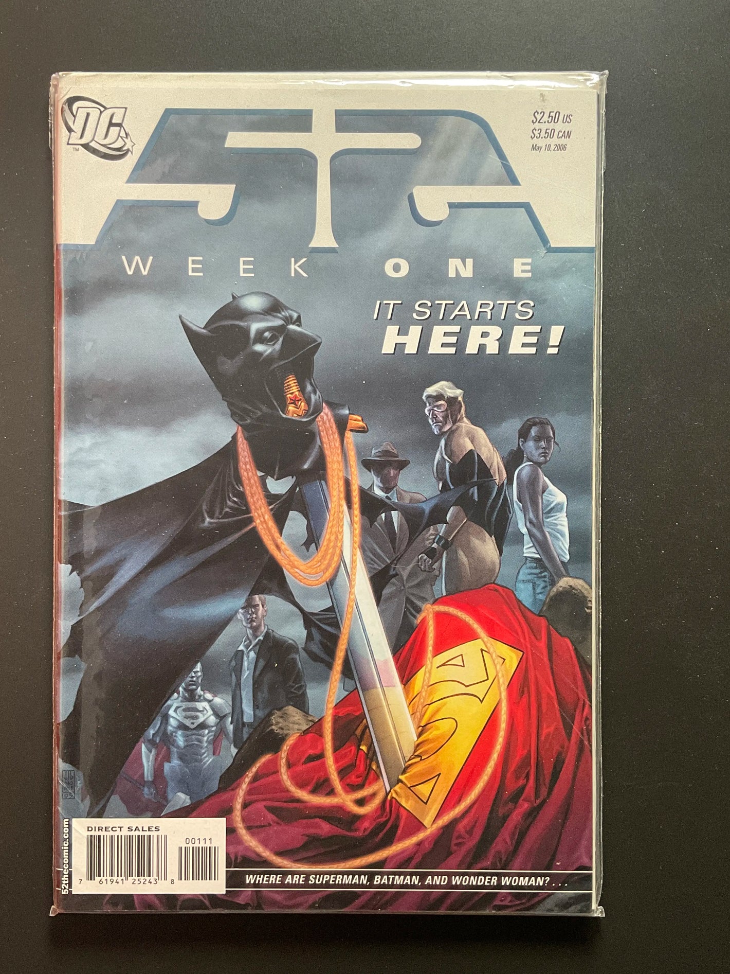 52 Week One 1 DC Comics May 2006