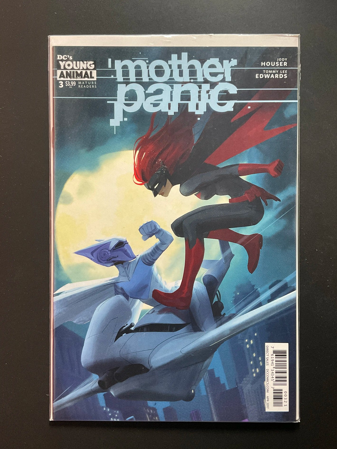 Mother Panic 3 DCs Young Animal 2017 Jody Houser Tommy Lee Edwards