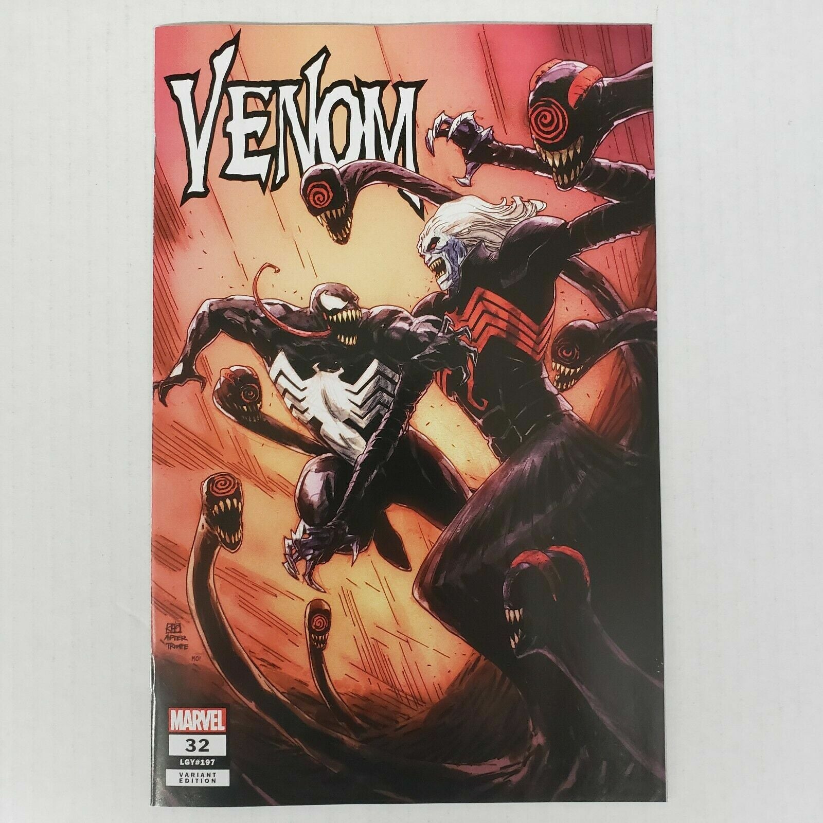 Venom #32 Unknown Comics Khoi Pham Store Exclusive Variant NM- Marvel Comics