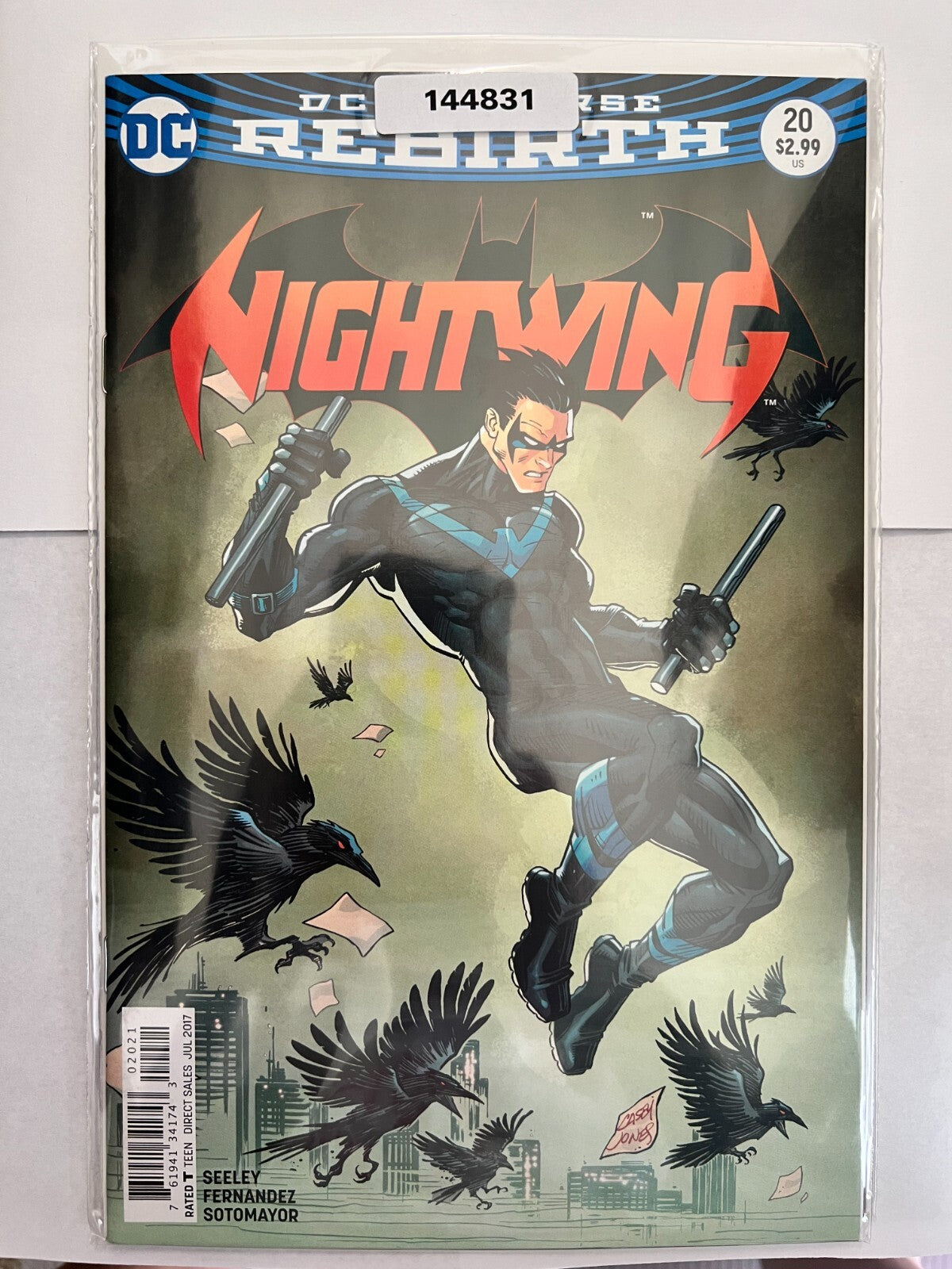 NIGHTWING LOT OF 2 COMICS #20 DC UNIVERSE REBIRTH COVER A AND VARIANT