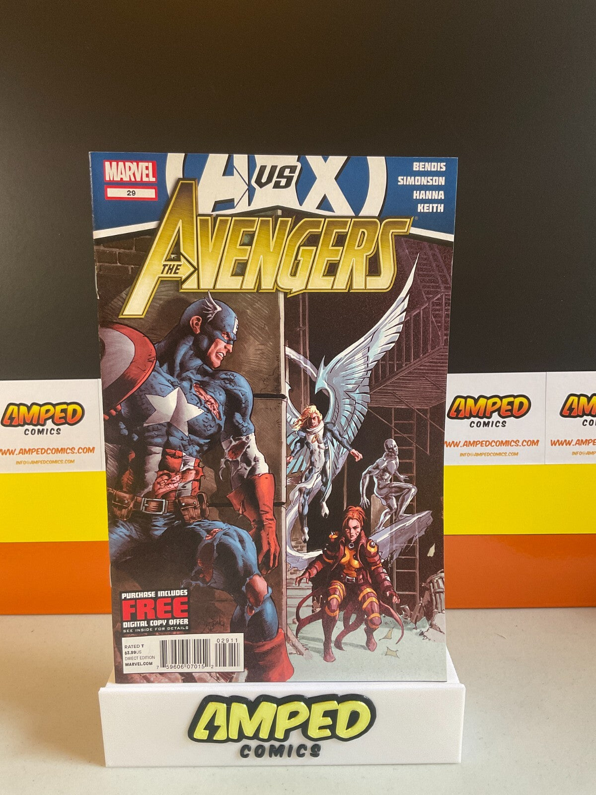 A vs X The Avengers #29 (2012) Marvel Comics