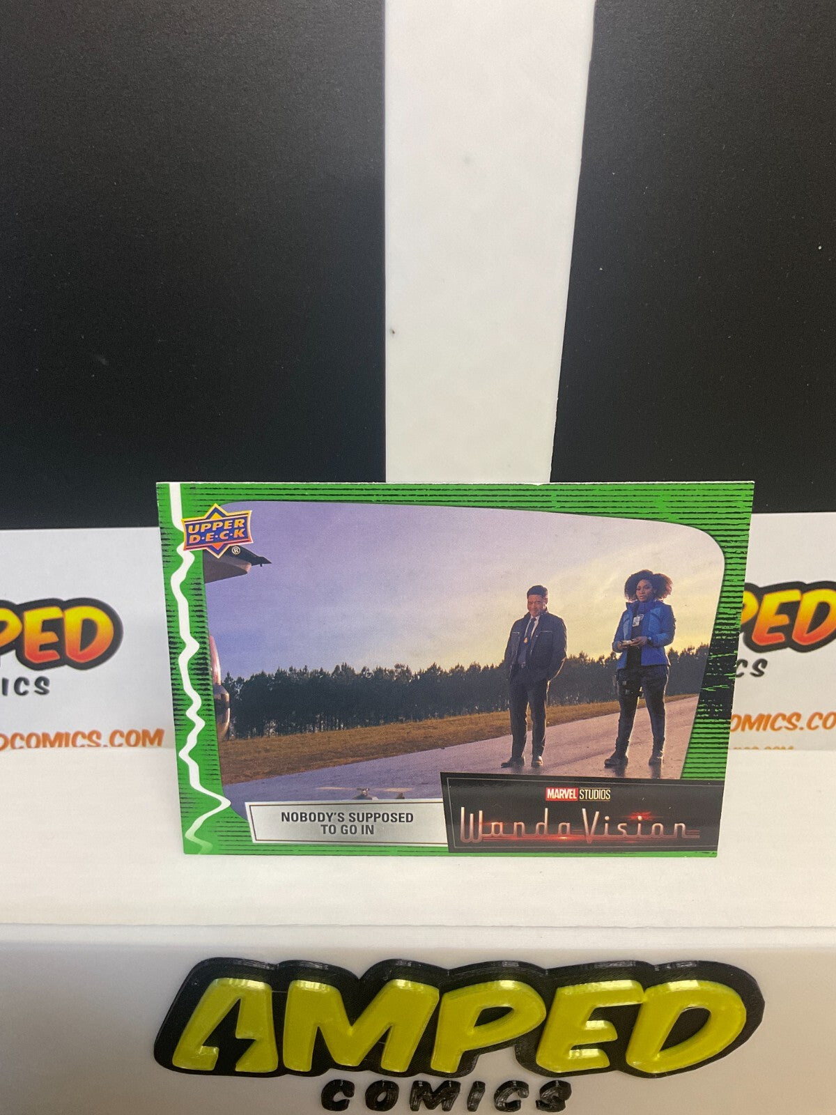 2022 UPPER DECK MARVEL WANDAVISION GREEN PARALLEL #31 NOBODY'S SUPPOSED TO GO IN
