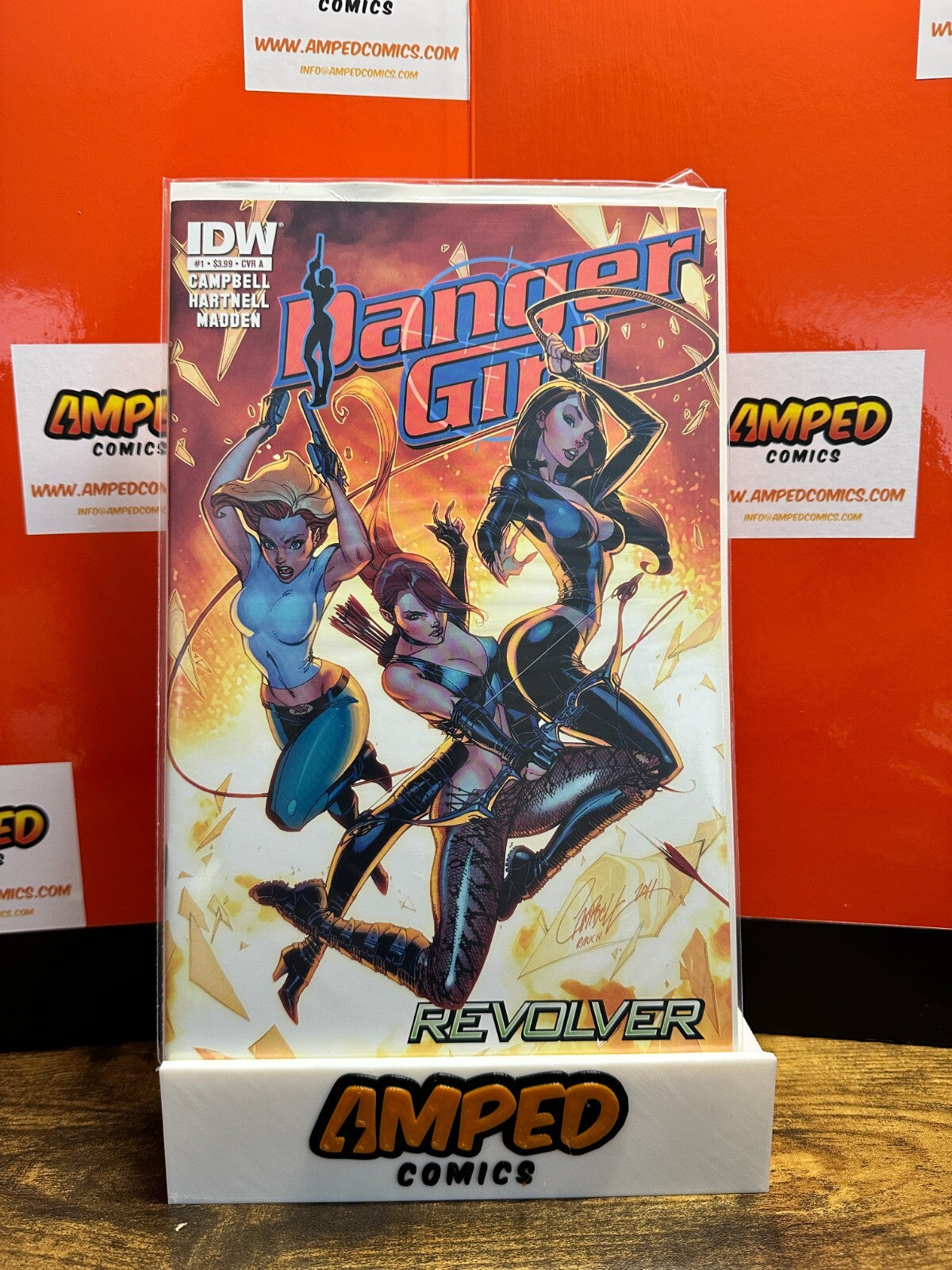 IDW Comics Danger Girl Revolver # 1 J Scott Campbell (2012)