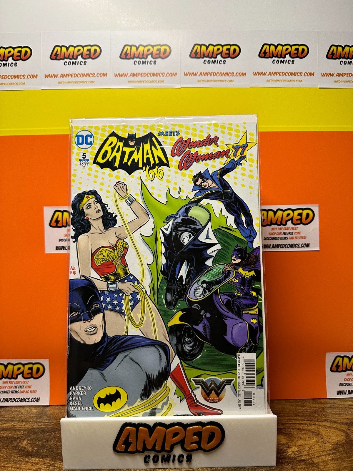 BATMAN 66 meets WONDER WOMAN 77 #1-6 COMPLETE SET (2017) #1 SIGNED BY ANDREYKO