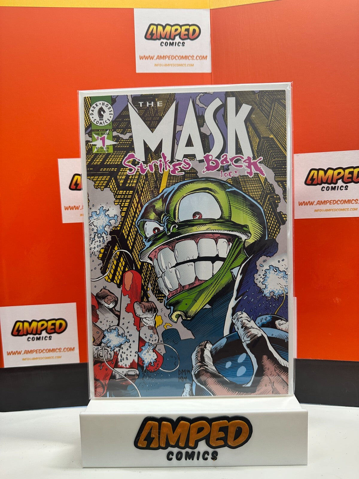 Mask Strikes Back #1 (1995) High Grade Dark Horse Comic