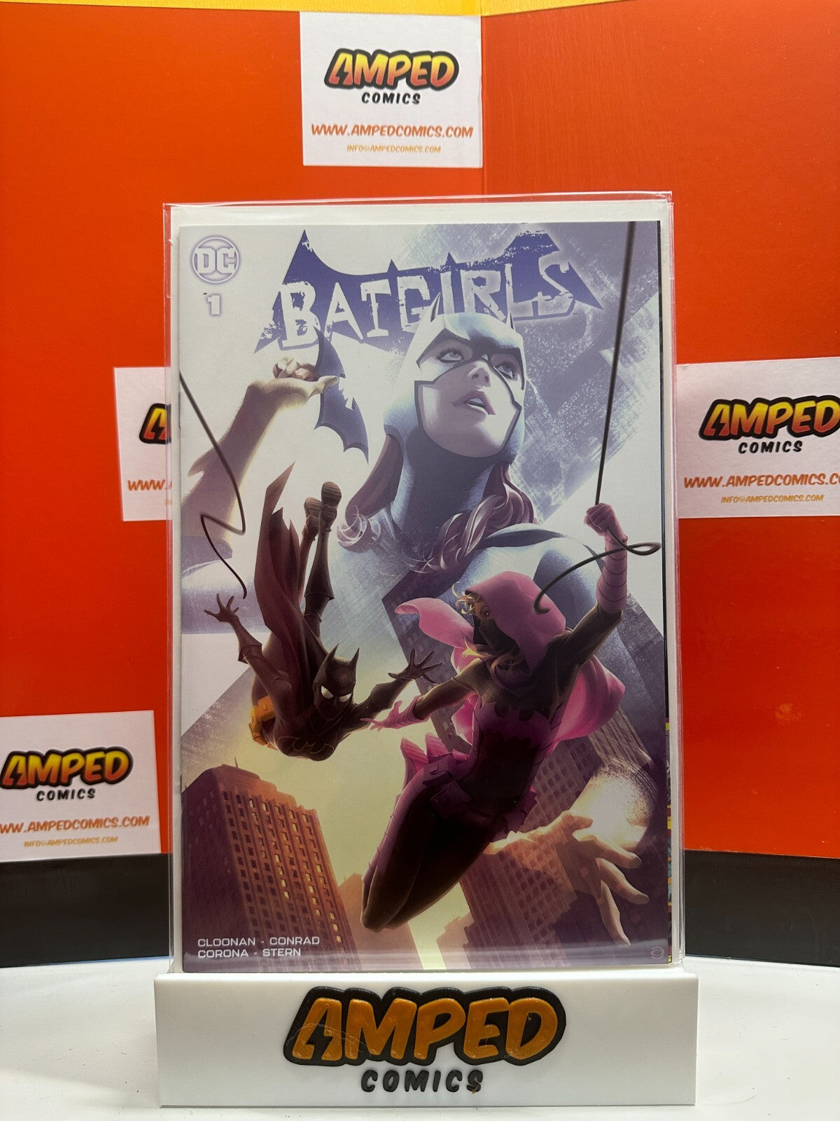 BATGIRLS #1 ALEX GARNER MINIMAL TRADE DRESS VARIANT LTD to 1500