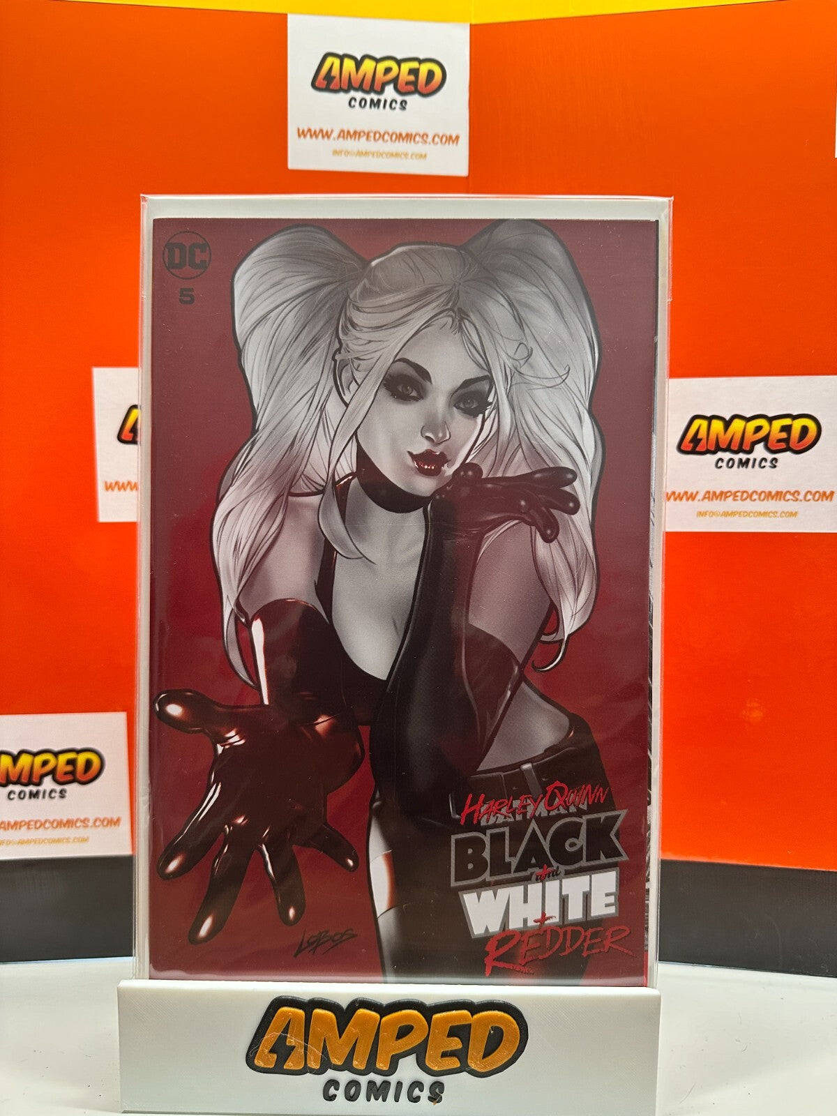 HARLEY QUINN BLACK WHITE REDDER 5 LOBOS Trade Dress Variant