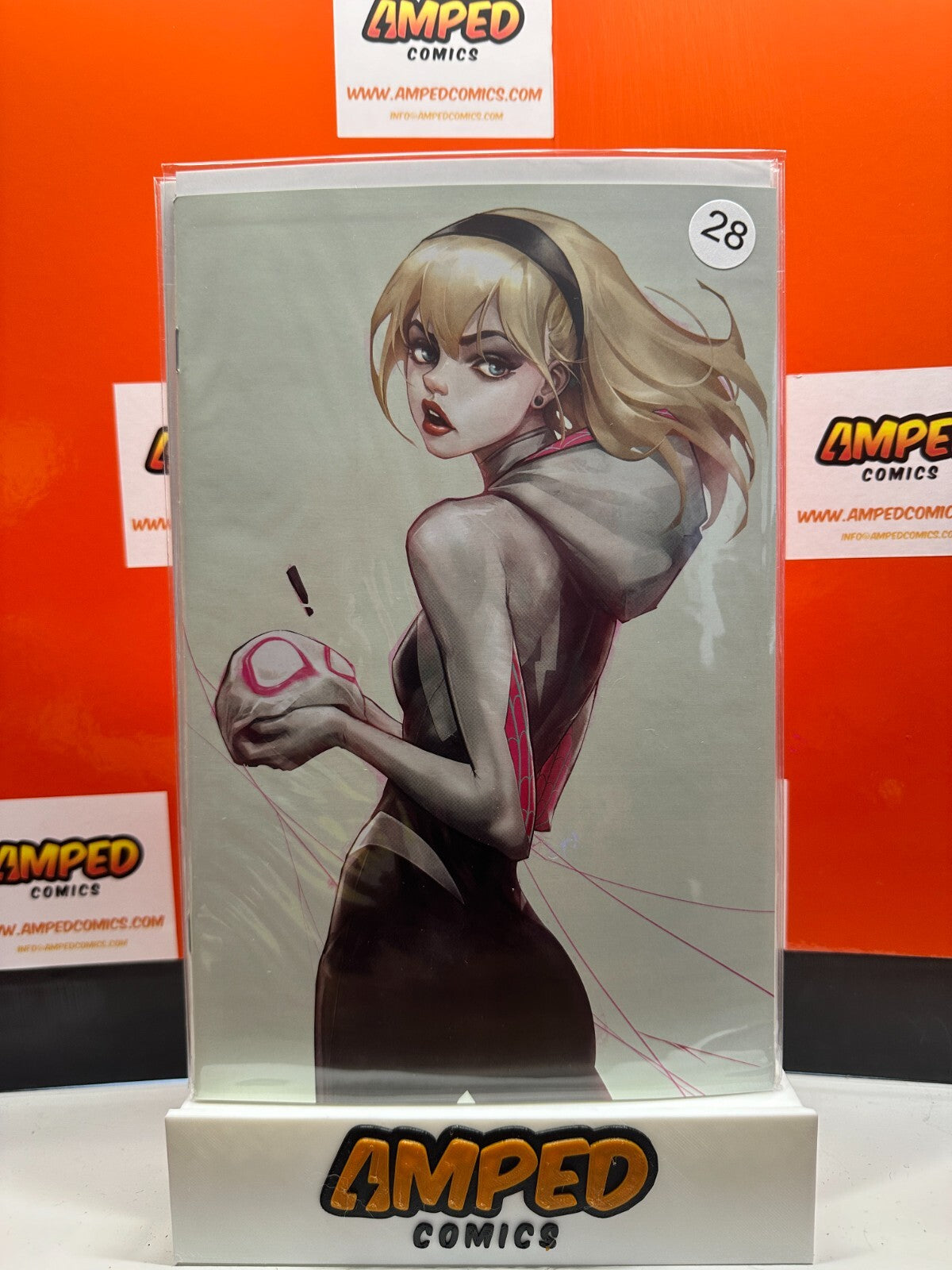 Spider-Gwen Gwen Verse #2 Ivan Tao White Virgin Variant