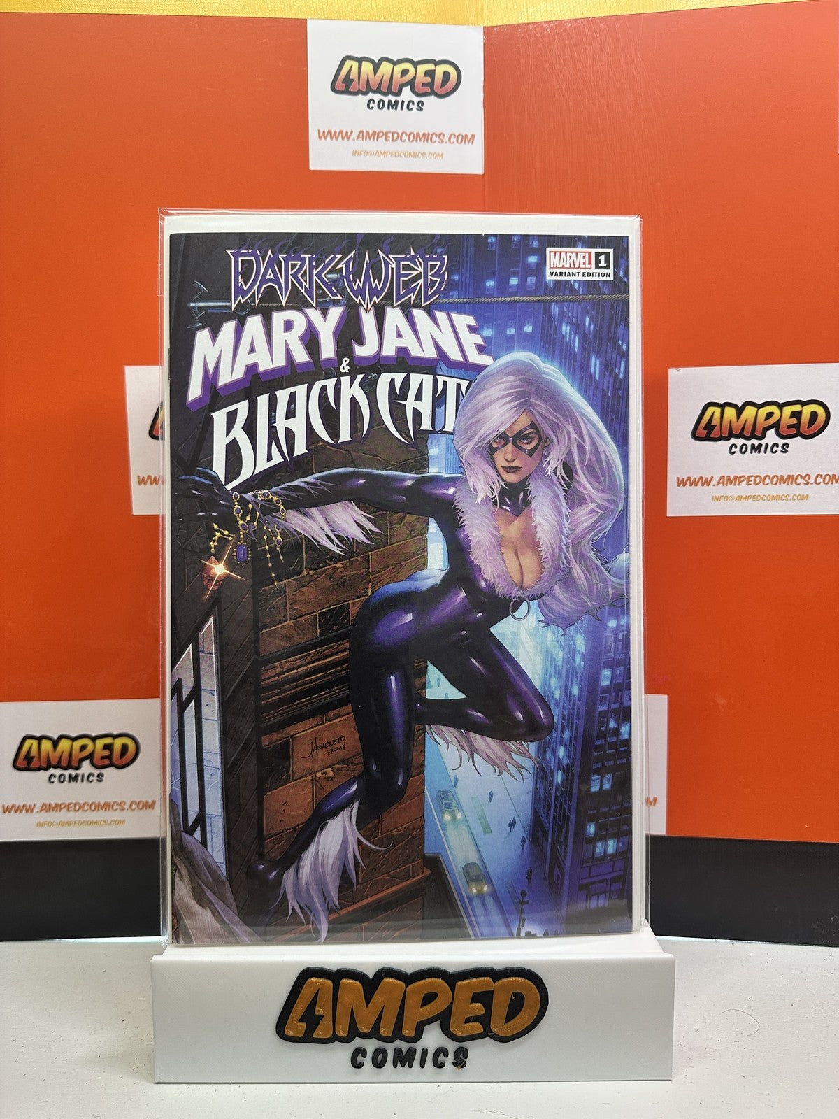 Mary Jane and Black Cat #1 Jay Anacleto Exclusive Trade Variant 2022 Dark Web