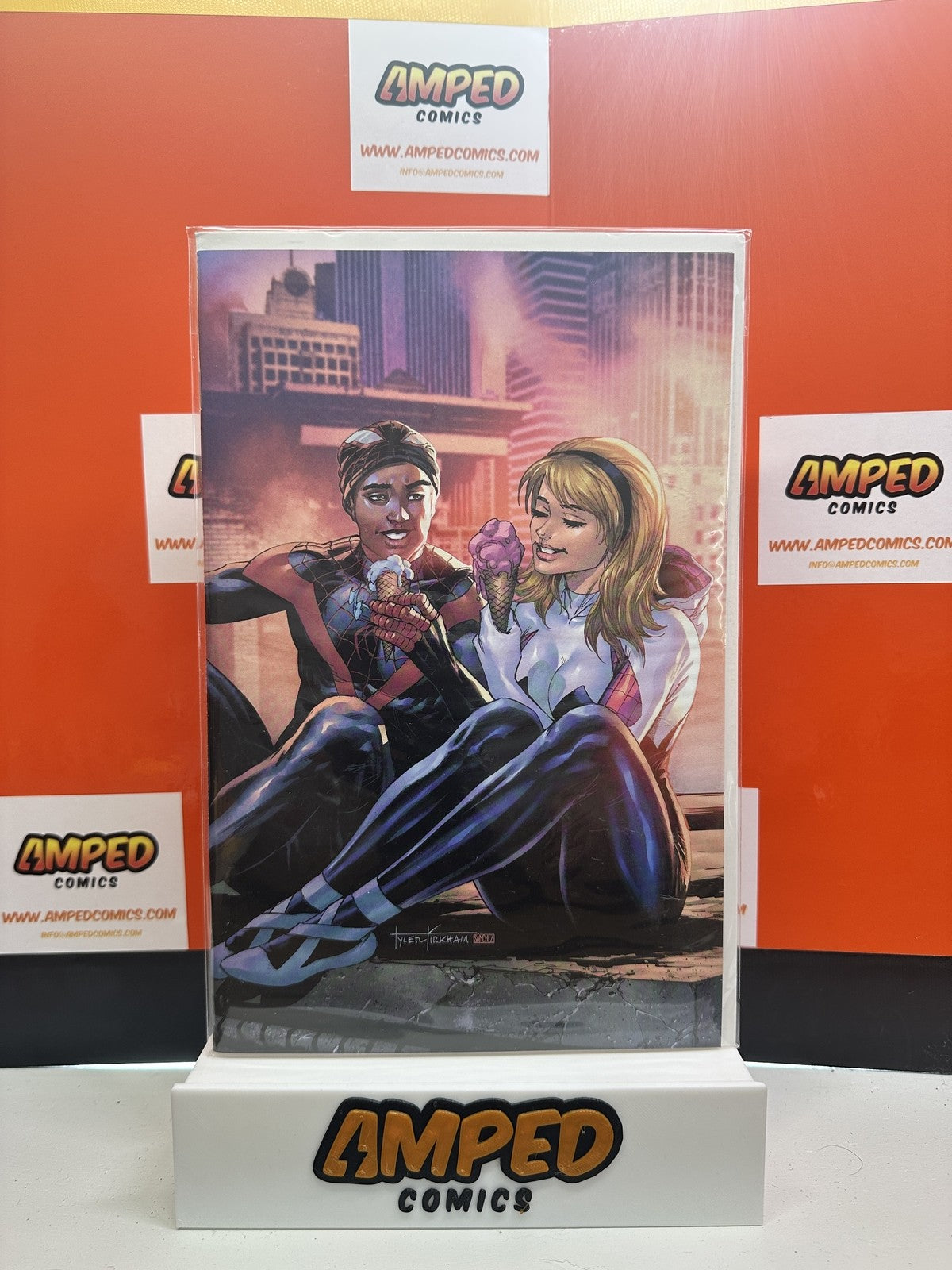 MILES MORALES SPIDER-MAN #25 TYLER KIRKHAM VIRGIN VARIANT GWEN STACY