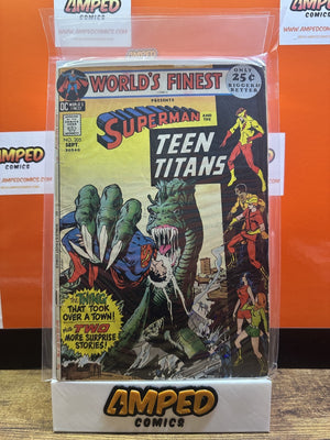 World's Finest Comics #205 DC Comics MID GRADE